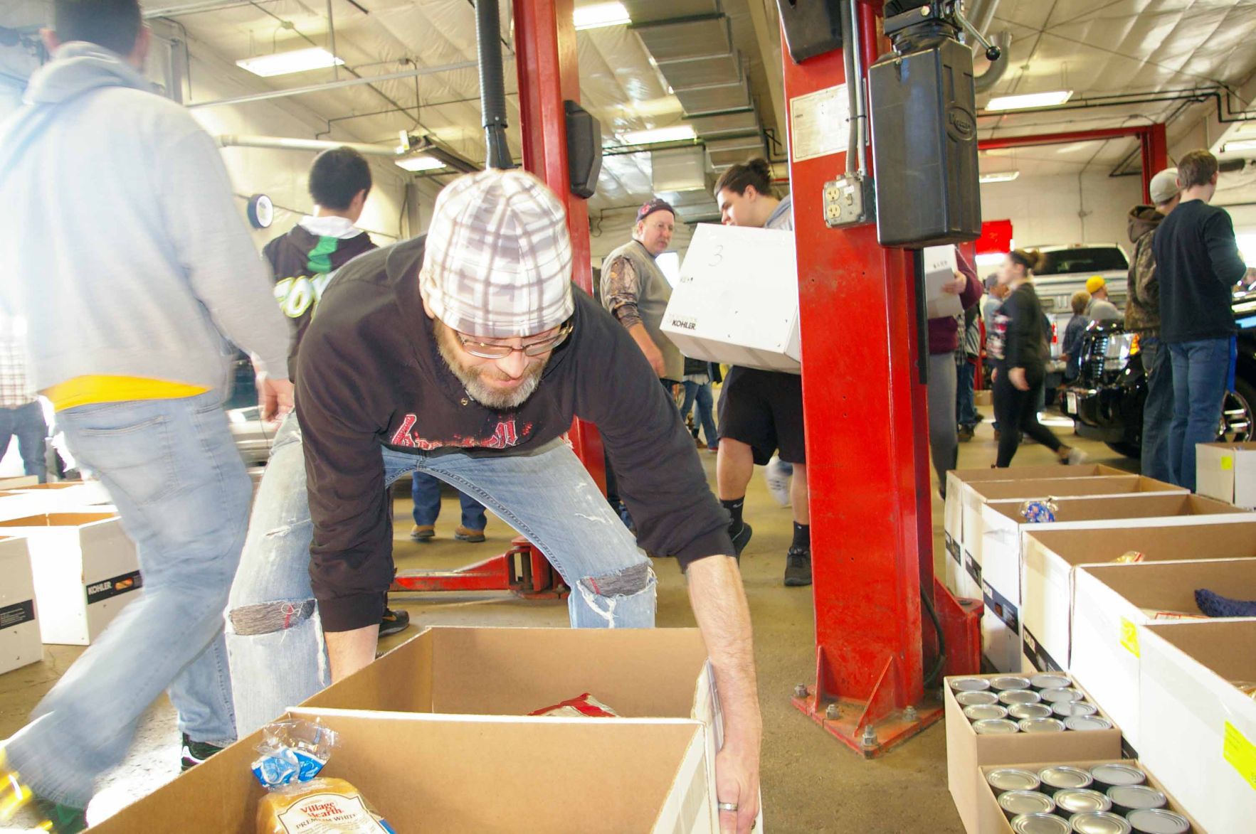 122418-ctzn-news-elks-bas008.jpg